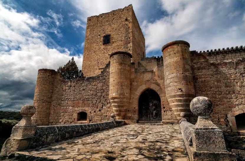 Gran Castillo de Pedraza, Spain